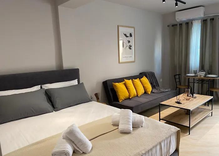 Kalalamata Deluxe * Kalamáta