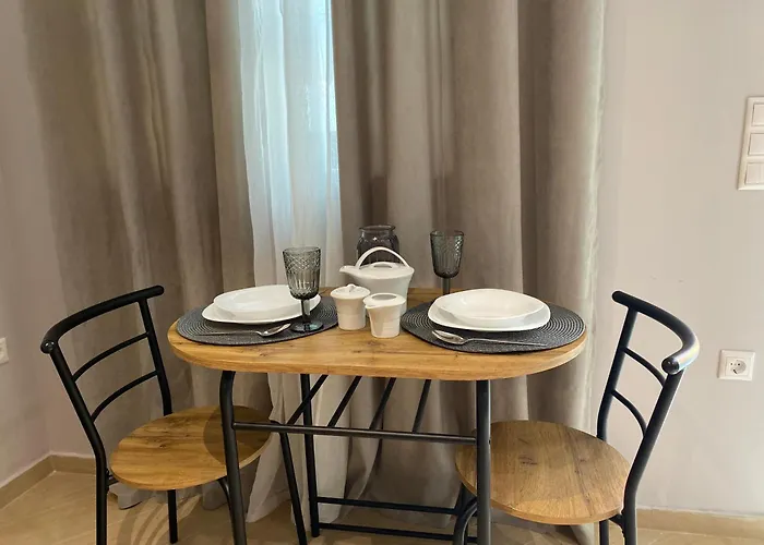 Kalalamata Deluxe * Kalamáta