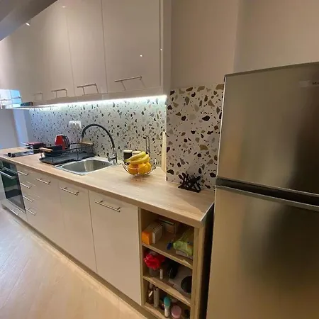 Central Kalalamata Deluxe Apartment
